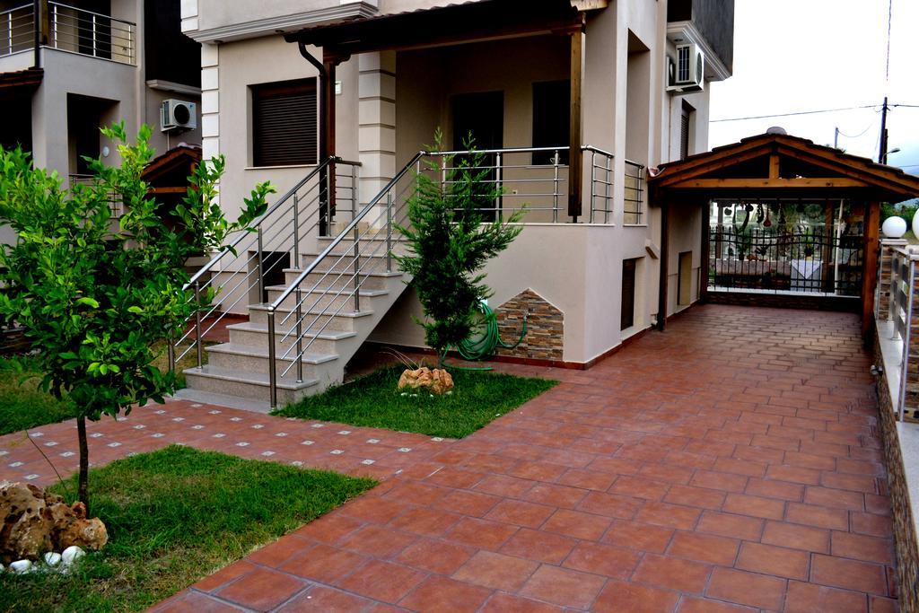 Αmalia Lux Villas Vrasná الغرفة الصورة