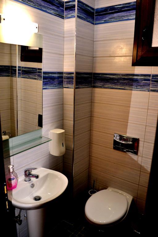 Αmalia Lux Villas Vrasná الغرفة الصورة